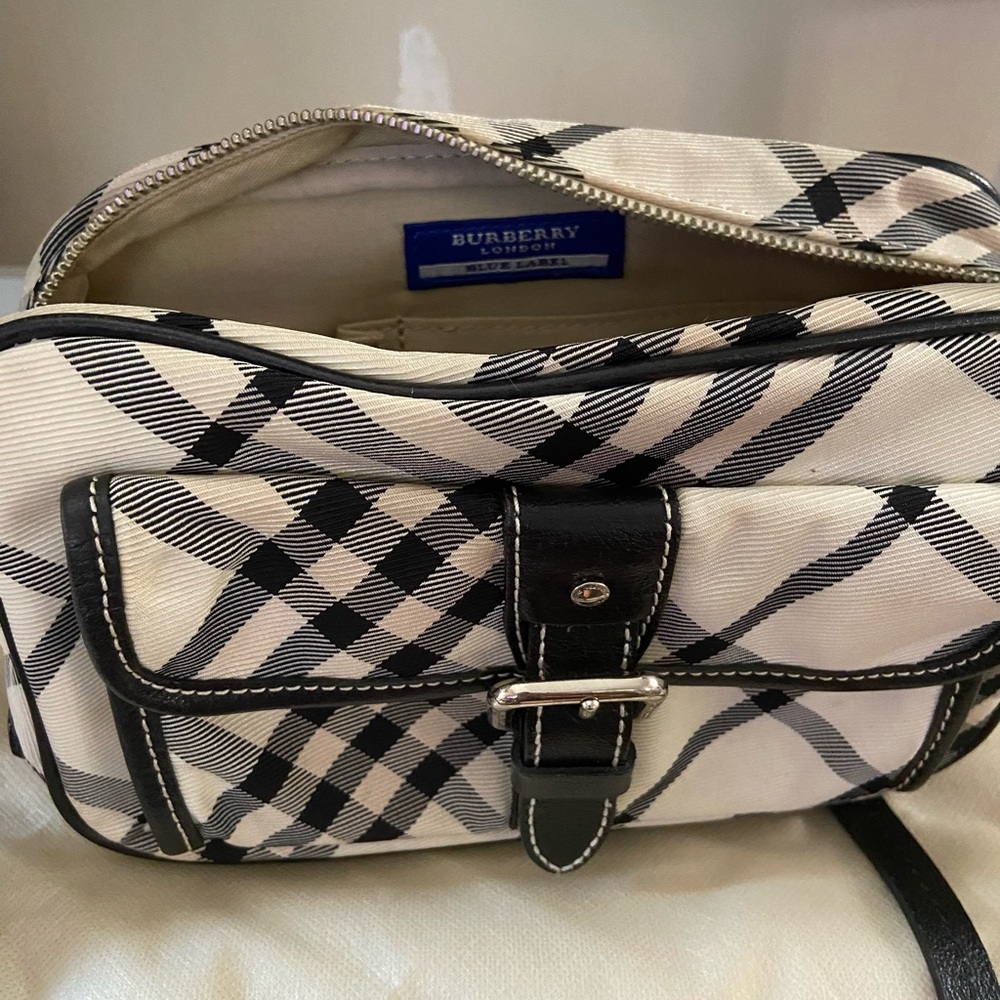 Burberry Blue Label Sing Bag
